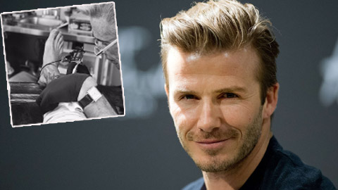 Beckham khoe hình xăm mới ở ống chân