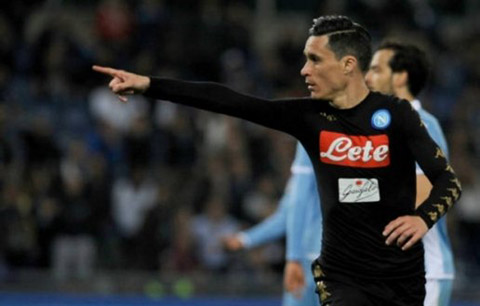 Niềm vui của Callejon sau khi mở tỷ số cho Napoli