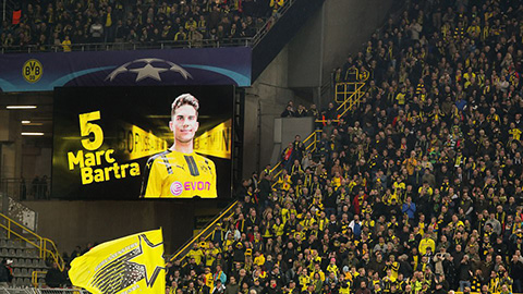 Dortmund: Thất bại trên sân, thắng lợi tinh thần!