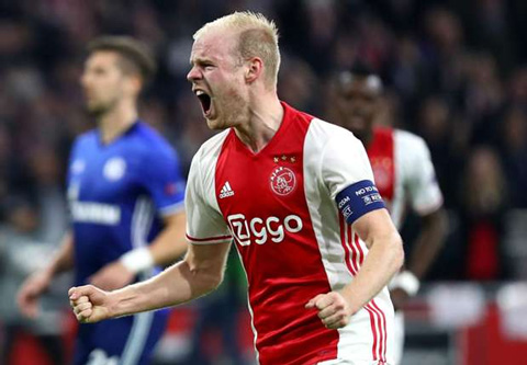 Davy Klaassen lập cú đúp giúp Ajax chiến thắng