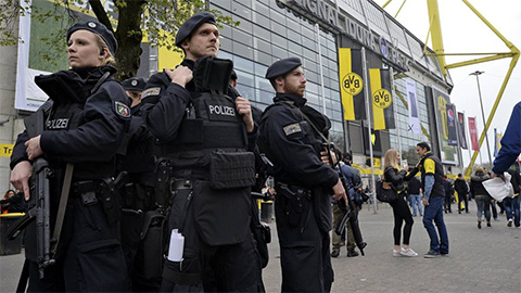 Sau Dortmund, đến Cologne bị đe dọa khủng bố