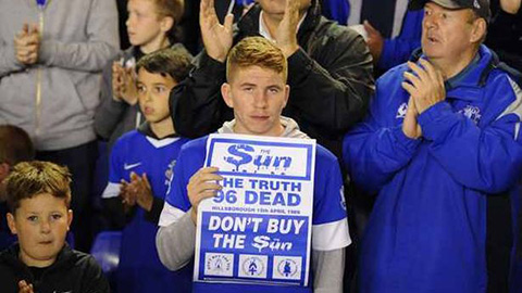 Everton cấm cửa ấn phẩm The Sun