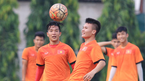 Bận đá AFC Cup, Quang Hải lên tuyển U20 Việt Nam muộn