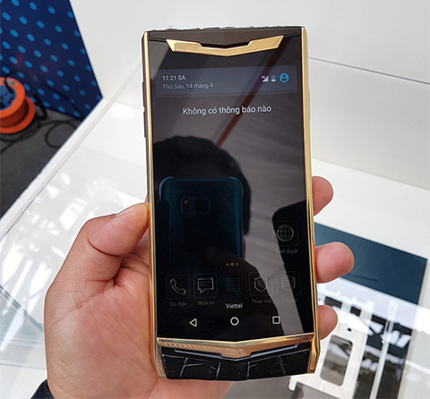 Viettel Luxury Phone được tích hợp nhiều tính năng bảo mật cao cấp