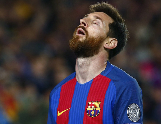 Đến thiên tài Messi cũng bất lực trước hàng phòng ngự Juventus