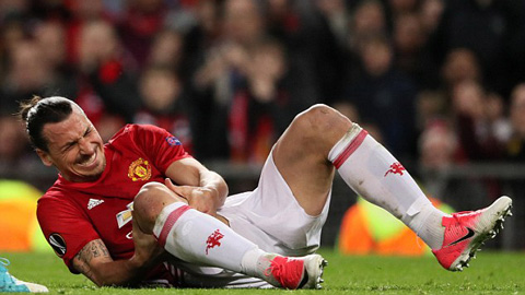 M.U thiệt hại nặng vì chấn thương của Ibrahimovic và Rojo