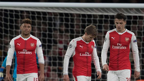 Arsenal mất 45 triệu bảng nếu không vào Top 4