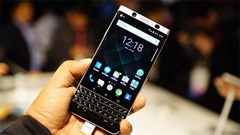 BlackBerry KeyOne bất ngờ về Việt Nam với giá cao ngất ngưởng