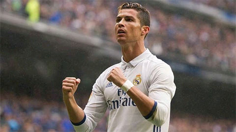 Zidane giải thích lý do không dùng Ronaldo ở trận thắng Granada