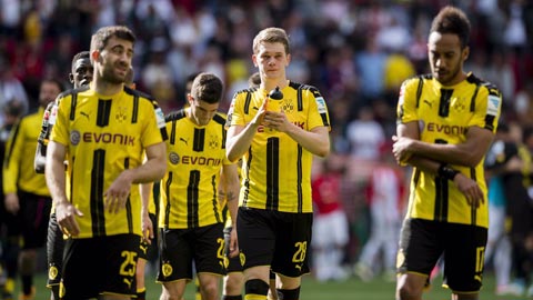 Dortmund nguy cơ bật khỏi Top 3