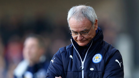 Ranieri đã phải cúi đầu rời Leicester