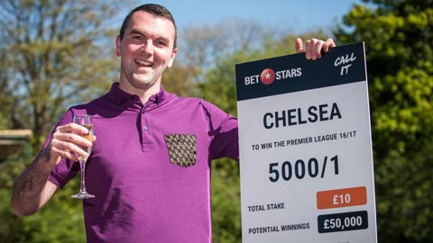 Hậu trường sân cỏ 18/5: Dự đoán Chelsea vô địch, fan Sunderland đút túi 50.000 bảng