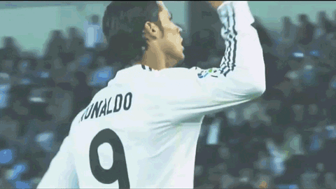 Những màn ăn mừng không đụng hàng của Ronaldo