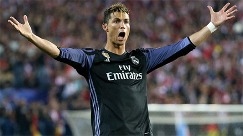 Ronaldo trở thành chân sút vĩ đại nhất lịch sử 5 giải hàng đấu châu Âu