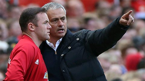Mourinho cảnh báo về đoạn cuối sự nghiệp u ám của Rooney