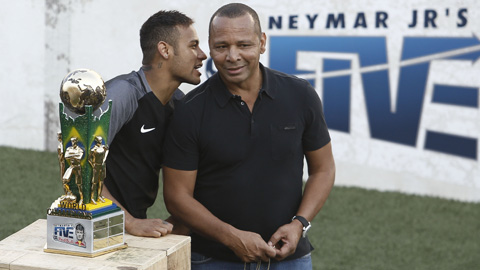 Tin chuyển nhượng 21/5: Cha Neymar muốn con trai sang M.U