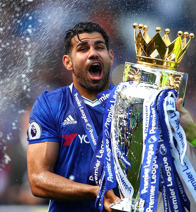 Tiền đạo Diego Costa với danh hiệu vô địch Ngoại hạng Anh thứ 2 trong sự nghiệp