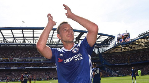 Chelsea không bị điều tra vụ cho Terry rời sân sớm