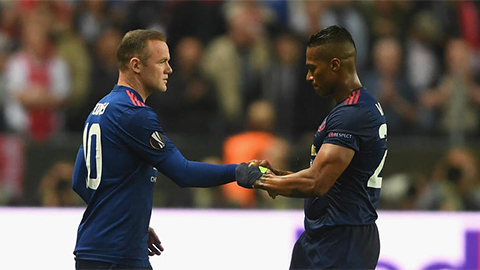 Mourinho muốn Rooney tiếp tục ở lại M.U