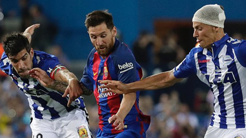 Messi tái hiện pha đi bóng tại chung kết Cúp Nhà Vua 2015