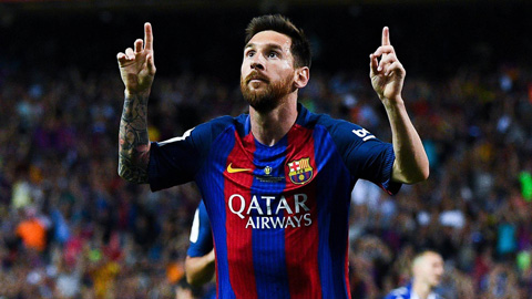 Messi chỉ có một, và khoác áo Barca