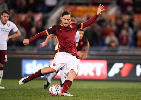 Totti là vì tinh tú mà Perez đã không thể chạm tới