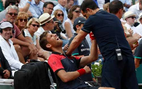 Martin Klizan bất ngờ dính chấn thương ở vai.