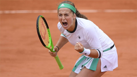 Roland Garros tứ kết đơn nữ: Quà sinh nhật sau cơn dông