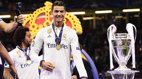 Cristiano Ronaldo: Phi thường nhờ khổ luyện