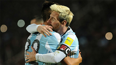 Messi và Dybala đá chính ở trận gặp Brazil