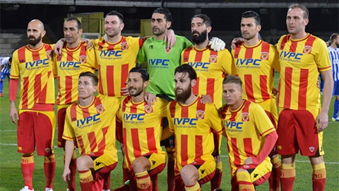 Benevento lần đầu tiên trong lịch sử thăng hạng Serie A