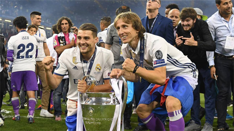 Modric tiết lộ Zidane nói gì sau hiệp 1 trận CK Champions League 2016/17