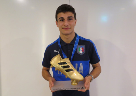 Orsollini giải dành Chiếc giày Vàng của giải đấu với 5 bàn