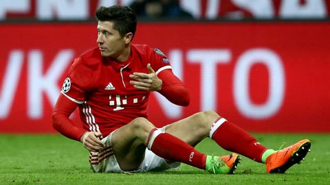 Bayern cần xử lý “bom nổ chậm” Lewandowski