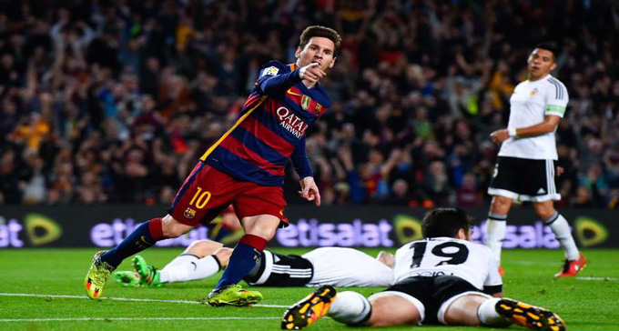 Tháng 4/2016, bàn thắng vào lưới Valencia là bàn thứ 500 của Messi cho CLB và ĐTQG