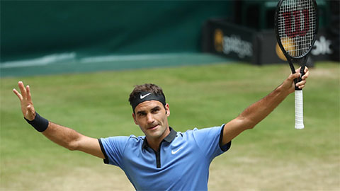 Federer đụng Zverev ở chung kết Halle Open 2017
