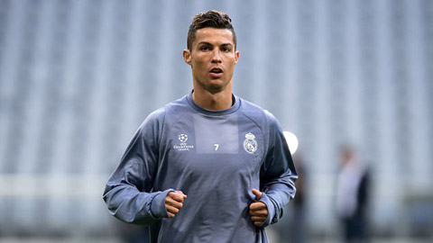 Ronaldo liên quan trong scandal trốn thuế của 100 cầu thủ