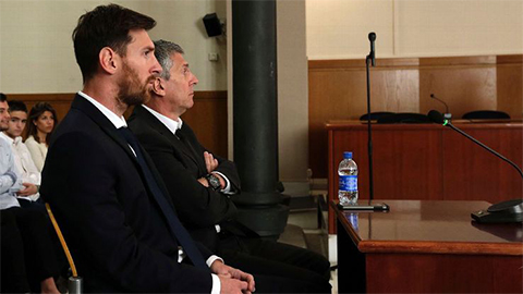Chuyển động La Liga 8/7: Messi tốn 11 tỷ để thoát cảnh ăn cơm tù