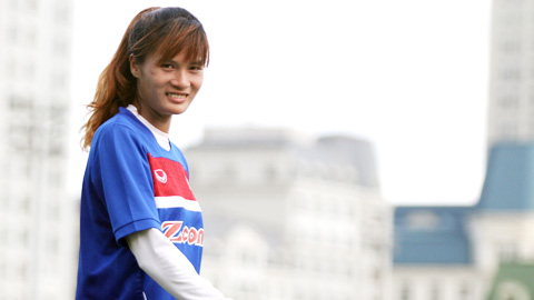 Tuyển thủ nữ Việt Nam Đinh Thị Duyên: Giấc mơ đổi đời của bóng đá Sơn La