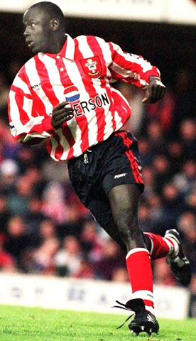 Mạo danh anh họ Weah, Dia khiến Southampton dính “cú lừa thế kỷ”