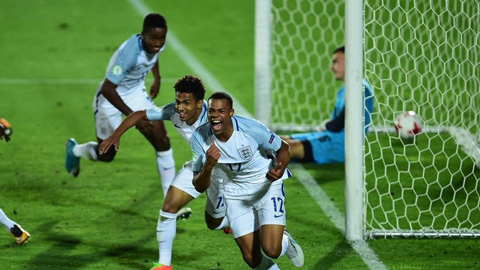 U19 châu Âu: Anh, Bồ Đào Nha hẹn nhau ở chung kết