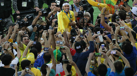 Neymar là cái tên có sức hút cực lớn