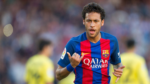Fan Barca nổi điên vì Neymar mò vào phòng thay đồ Real