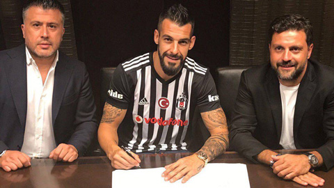 Negredo ký hợp đồng với Besiktas