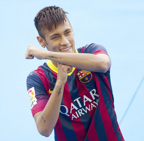 Neymar và cách ăn mừng “chữ T” đặc trưng