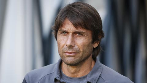 Chelsea cần Siêu cúp Anh để giải vây cho Conte