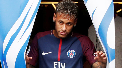 Neymar vạn nàng mê vẫn thất tình