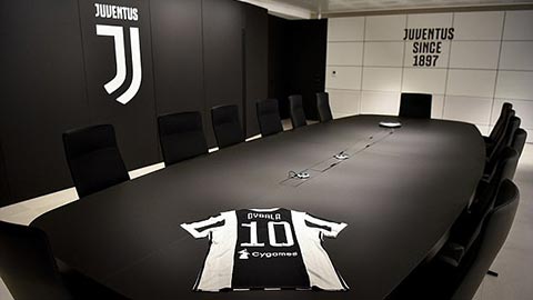 Chiếc áo số 10 của Juventus thuộc về Dybala