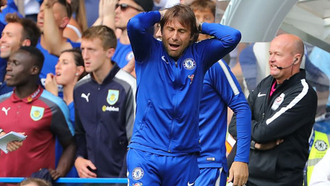 Conte bất mãn với trọng tài sau thất bại của Chelsea