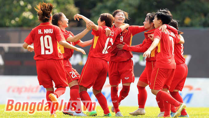 Thắng Myanmar 3-1, đội nữ Việt Nam rộng cửa tranh HCV